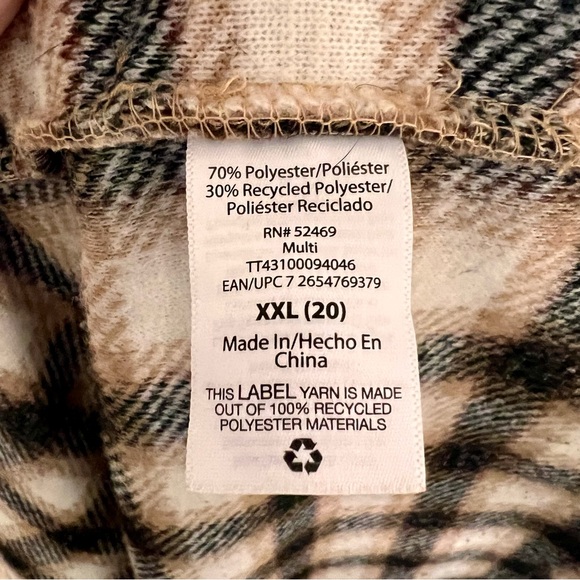 Time & Tru Plaid Shacket G2 - Picture 6 of 6